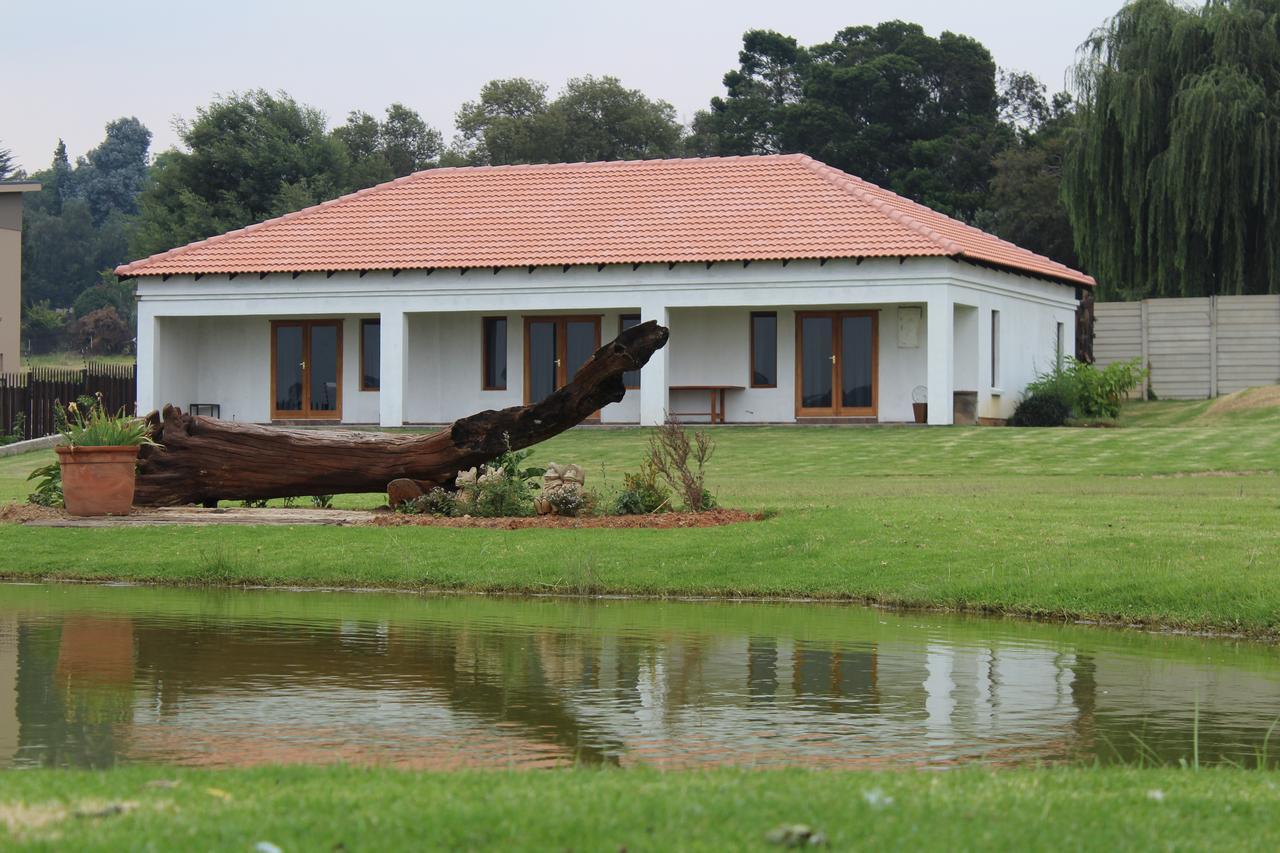 Hotel Bottom Of Boden Benoni Exterior foto